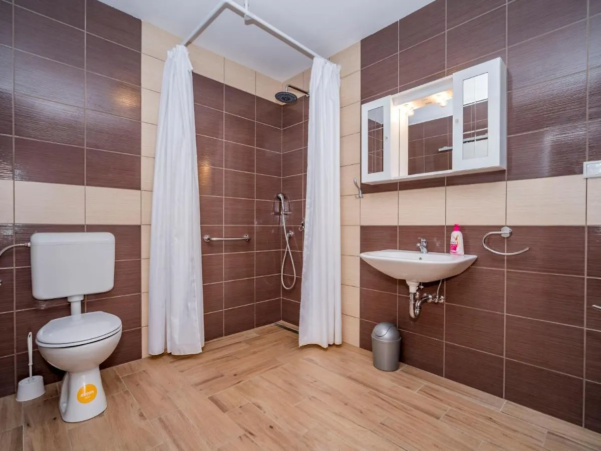 Apartment B&B-1 By Interhome Ližnjan